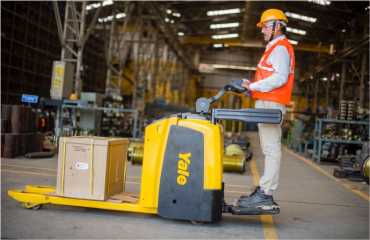electric forklifts make automotive businesses more profitable